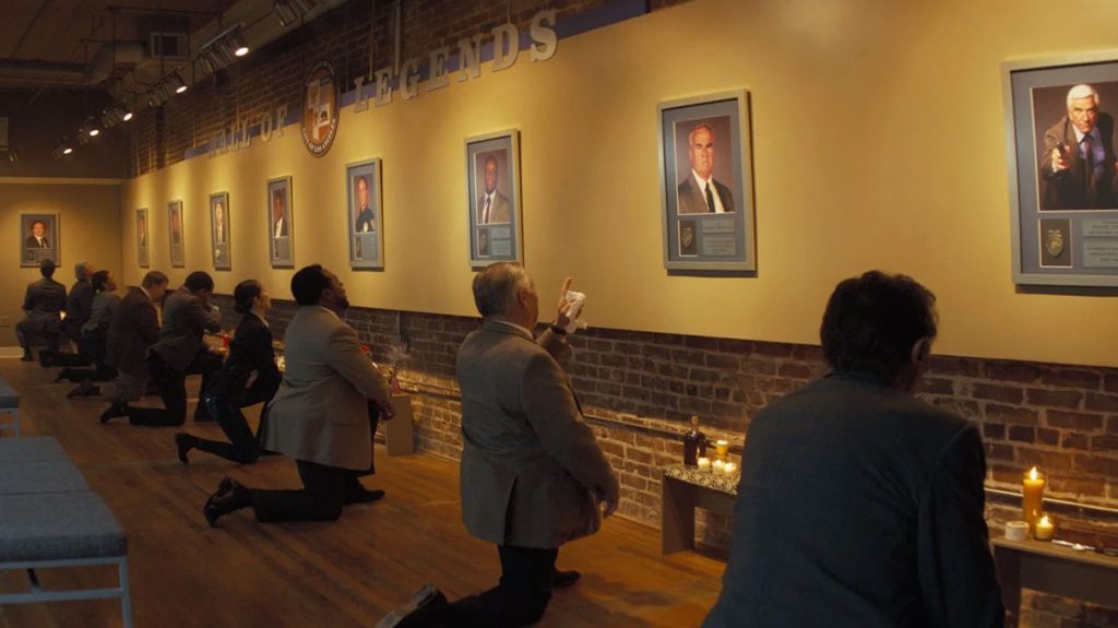 la transmission de Leslie Nielsen dans le Naked Gun