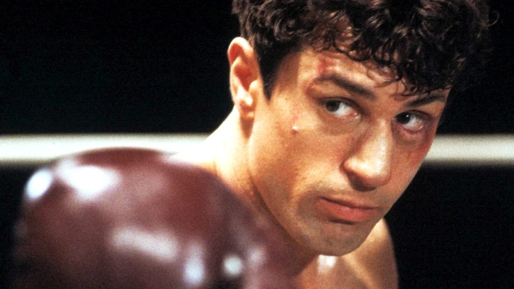 Robert De Niro en Jake LaMotta sur le ring dans Raging Bull