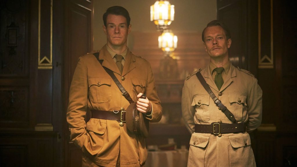 David Stirling et Jock Lewes en uniforme dans SAS Rogue Heroes
