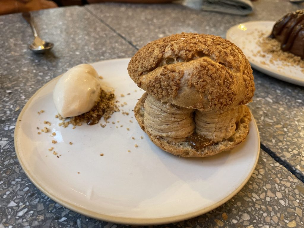 Paris-Brest au sarrasin de la ferme du Poder, praliné soufflé, dessert des Résistants à Paris